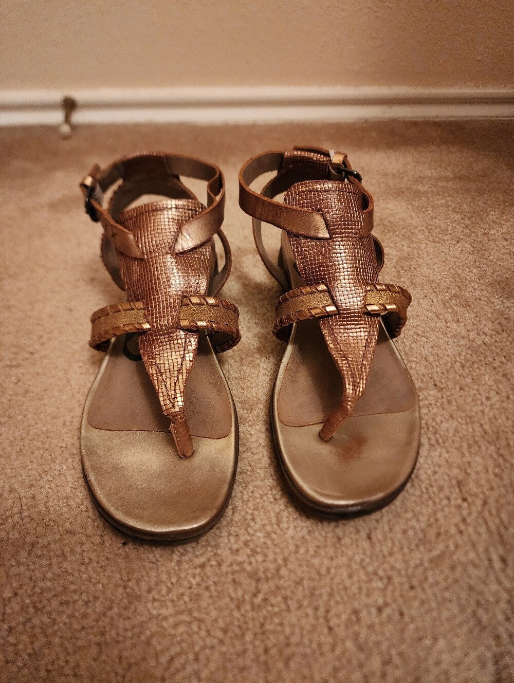 OTBT Celestial Sandals Womens Size 7.5 Bronze Metallic Textured Leather